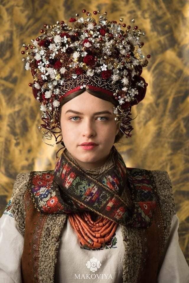 Возможно, это изображение (1 человек)