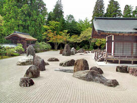03004qq2-9039-272x204.jpg