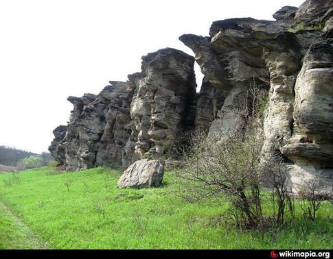 Долина Каменных Лиц