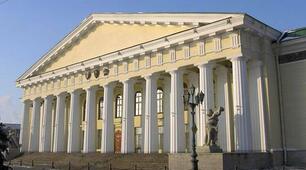Презентація уроку мистецтва у 8 класі на  тему: "Класицизм: скульптура, архітектура, живопис"