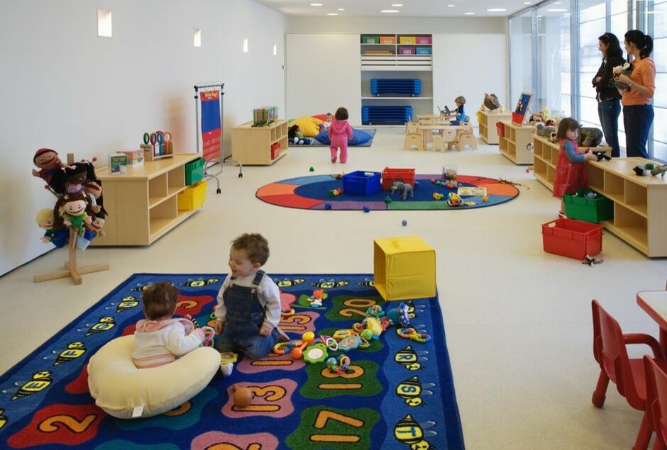 Gallery of Primetime Nursery School / Marcio Kogan - 7