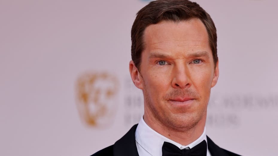 British actor Benedict Cumberbatch poses on the red carpet upon arrival at the BAFTA British Academy Film Awards at the Royal Albert Hall, in London, on March 13, 2022.
