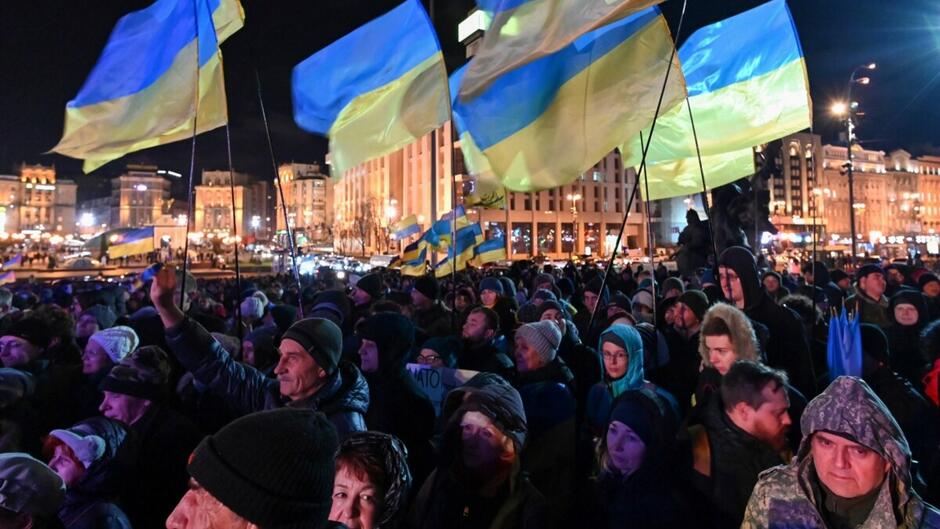 0300ezoz-d991-940x529.jpg