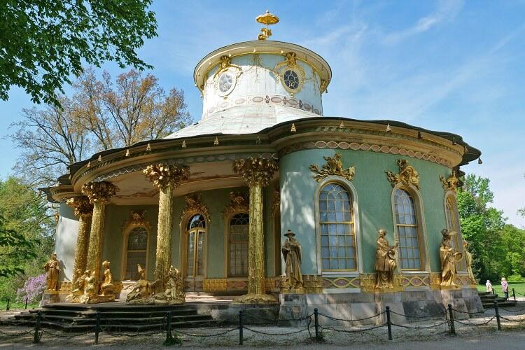 Китайський чайний будтночок в Сан-Сусі.jpg