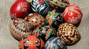 Заняття гуртка "Пізнай свій рідний край". Тема: Писанкарство на Слобожанщині. Легенда "Звідки взялася писанка.
