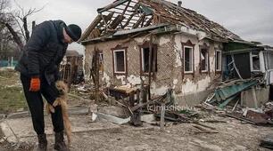 Він повернувся у своє село.