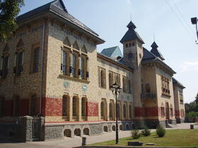 0300lnv8-33d5-279x209.jpg
