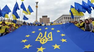 ІСТОРІЯ УКРАЇНИ 11 клас. Угода про асоціацію між Україною та ЄС. Безвізовий режим для громадян України в країни ЄС.