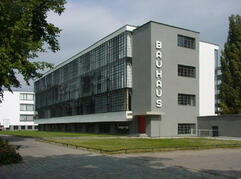 0300nwbk-7654-241x179.jpg