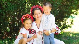 Про День матері в Україні і в світі