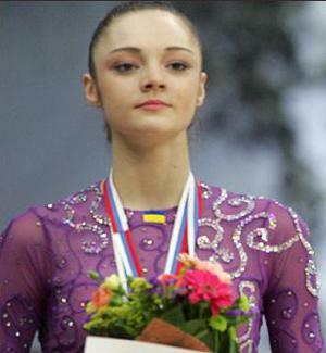 0300qt2m-f1cc-300x325.jpg