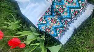 Дослідження родинних реліквій «Візерунки її життя.»