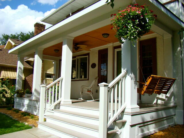 A New Front Porch - Классический - Веранда - Миннеаполис - от эксперта Home Restoration Services, Inc. | Houzz Россия