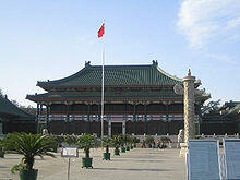 0300uphu-194e-220x165.jpg