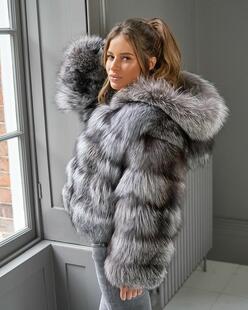 900+ Best hooded fur coats ideas | fur, fur fashion, fox fur coat