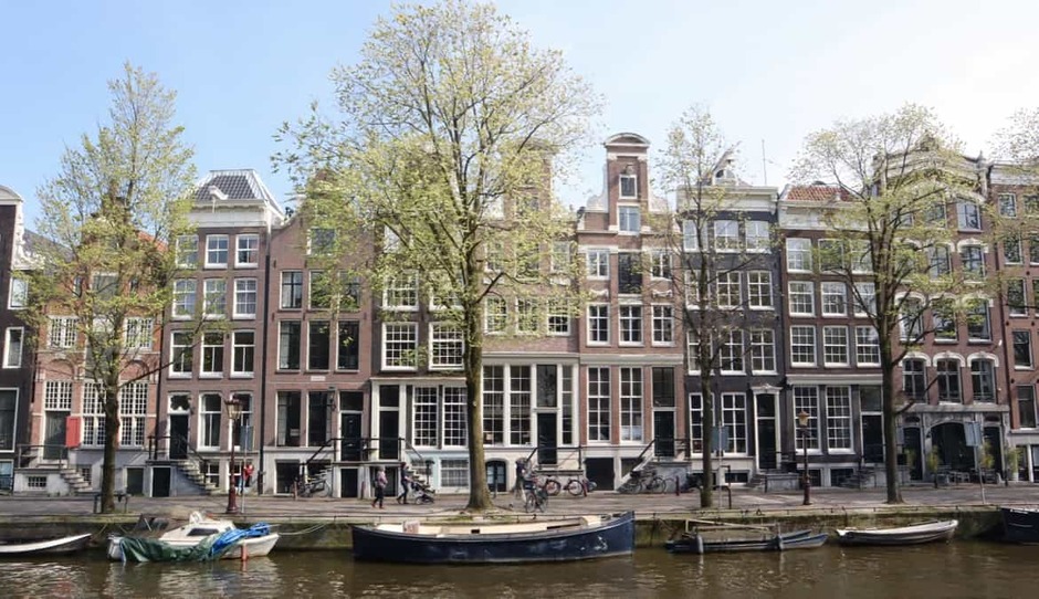 Amsterdam Canal Houses – What's up with Amsterdam
