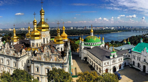 Подорож Україною, яку я поки що не можу здійснити.