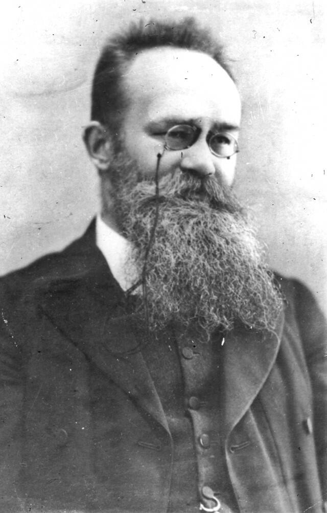 0301jh3a-72b2-640x1003.jpg